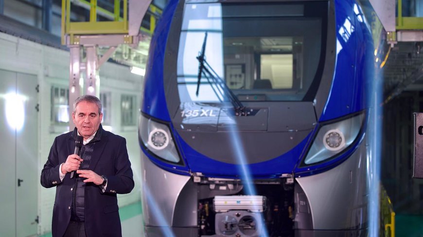 Alstom présente la première rame Omneo Premium destinée à remplacer les trains Corail de la Région Hauts-de-France, ainsi que la première rame Regio 2N Hauts-de-France équipée de la technologie ERTMS